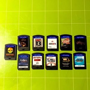 🔥PlayStation Vita X 11 Games 🔥